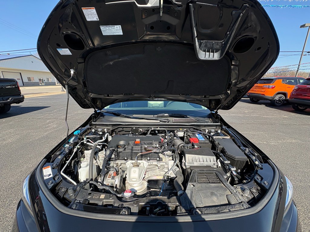 Used 2024 Honda Civic LX image 7