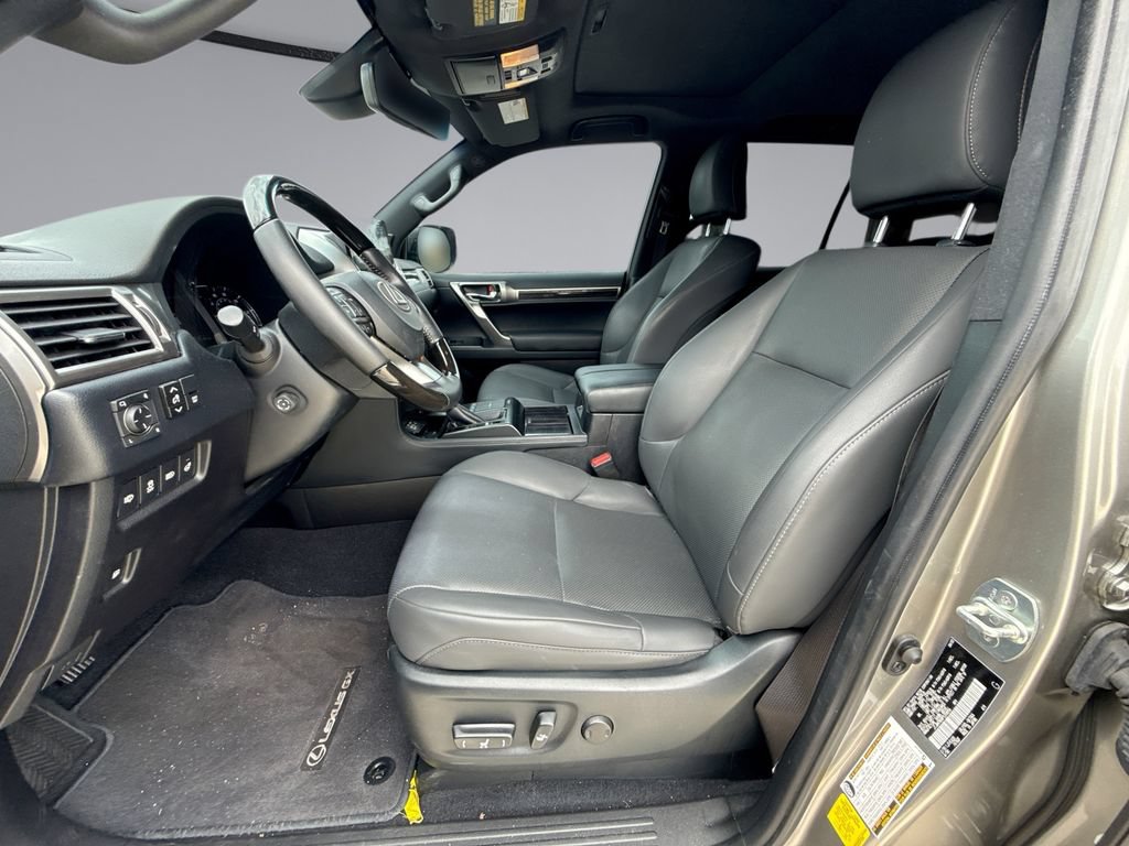 Used 2023 Lexus GX 460 Premium AWD/4WD image 30