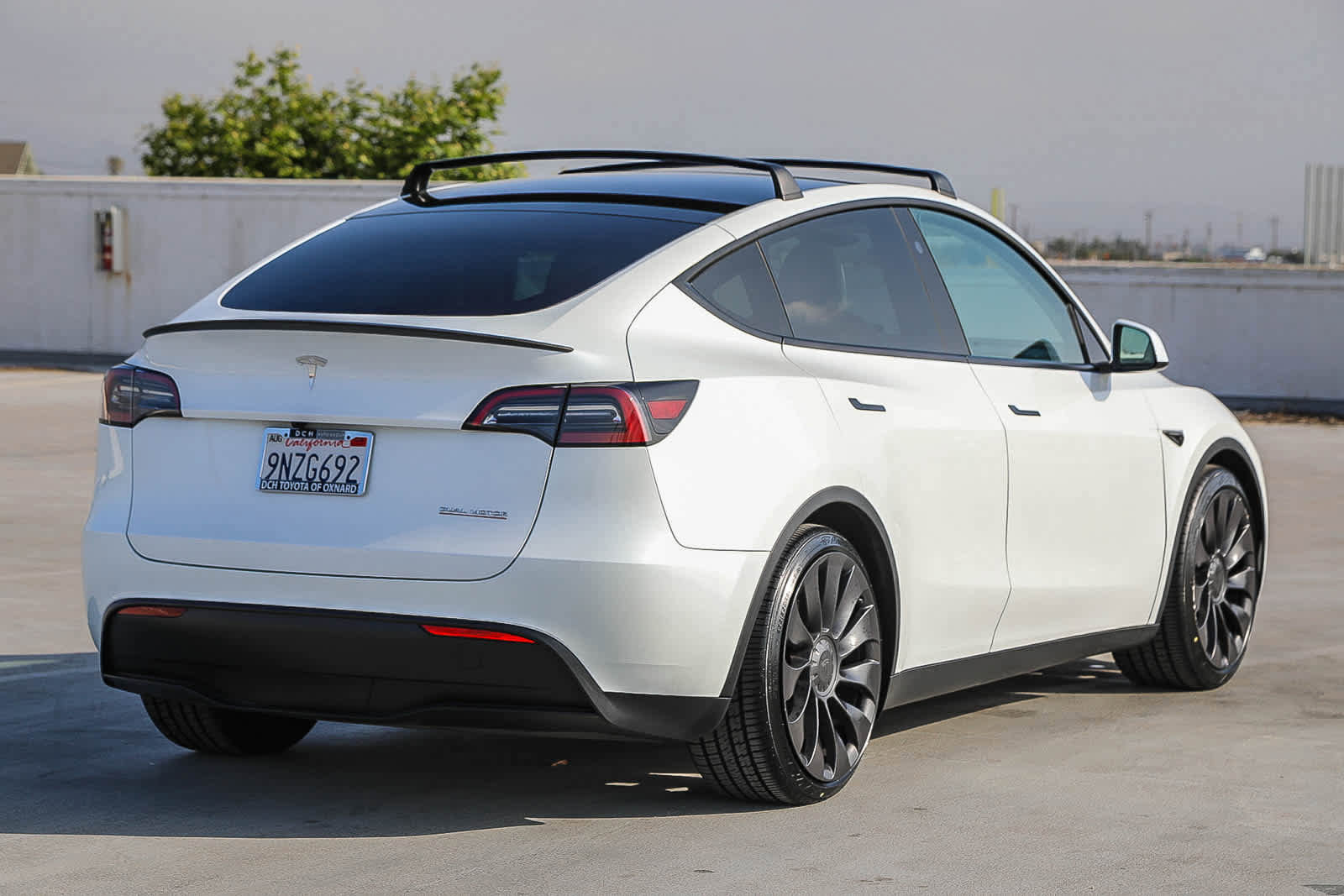 Used 2024 Tesla Model Y Performance AWD/4WD image 5