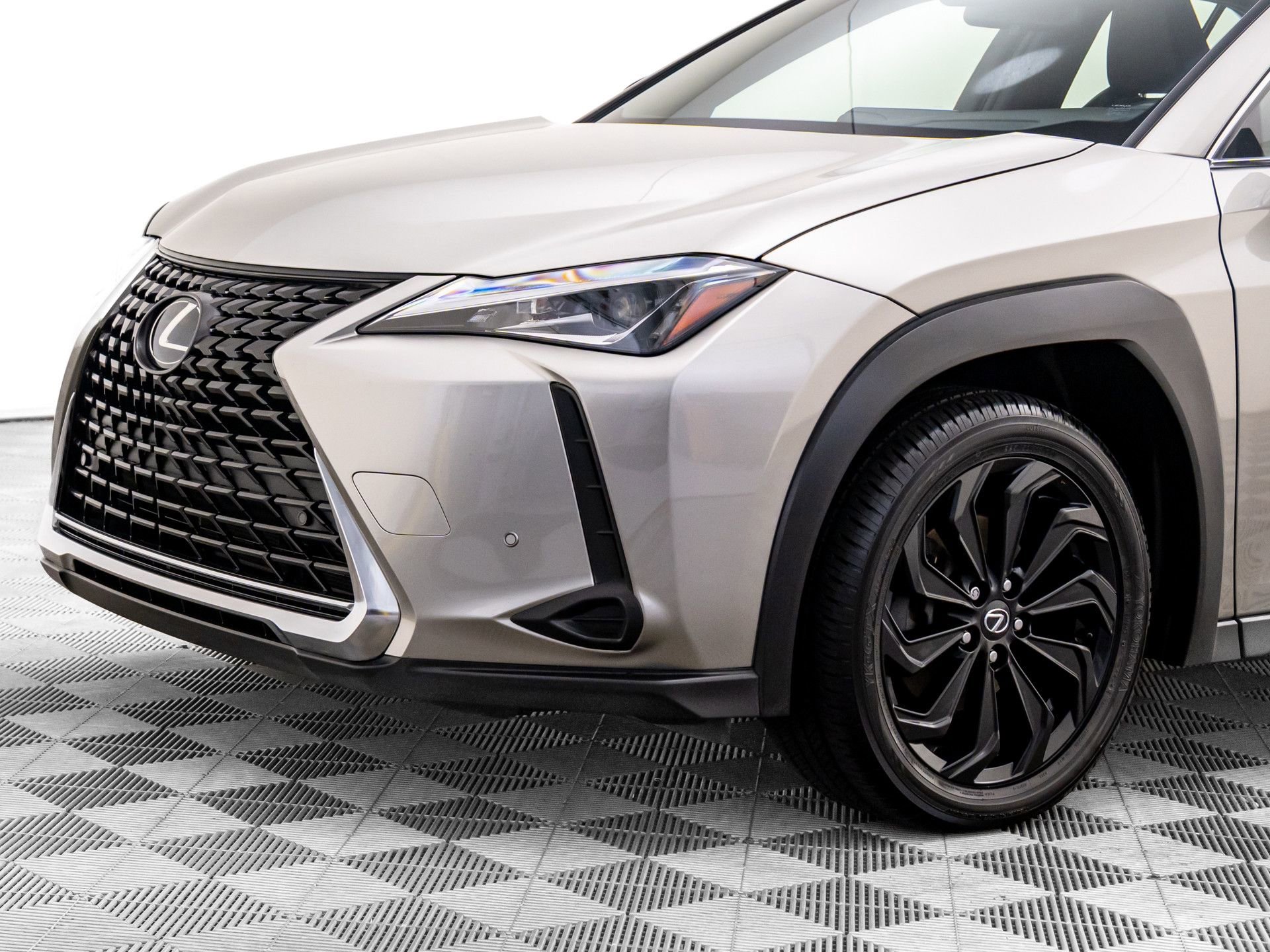 Used 2021 Lexus UX 200 w/ Accessory Package (Z1) image 36