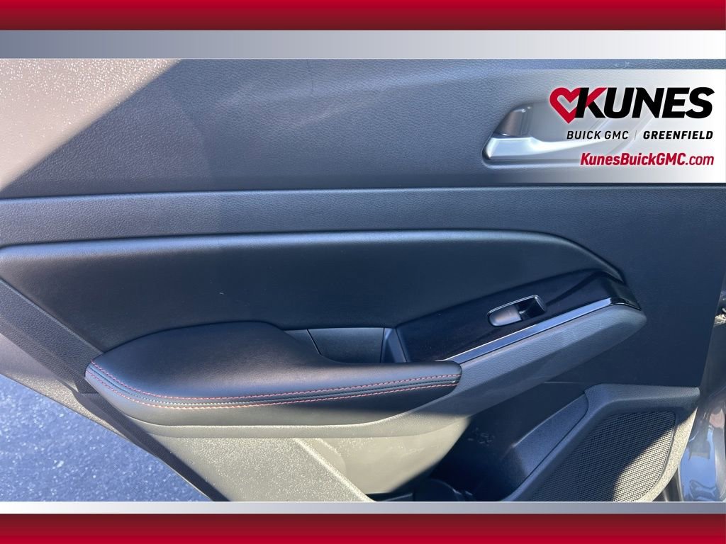 Used 2024 Nissan Altima 2.5 SR AWD/4WD image 37