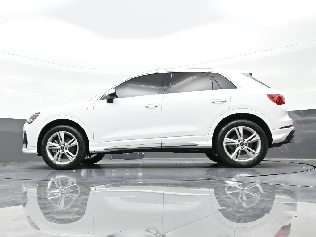 Used 2023 Audi Q3 2.0T Premium AWD/4WD image 24
