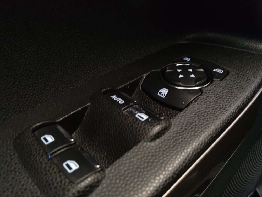 Used 2019 Ford EcoSport SE w/ SE Convenience Package FWD image 27