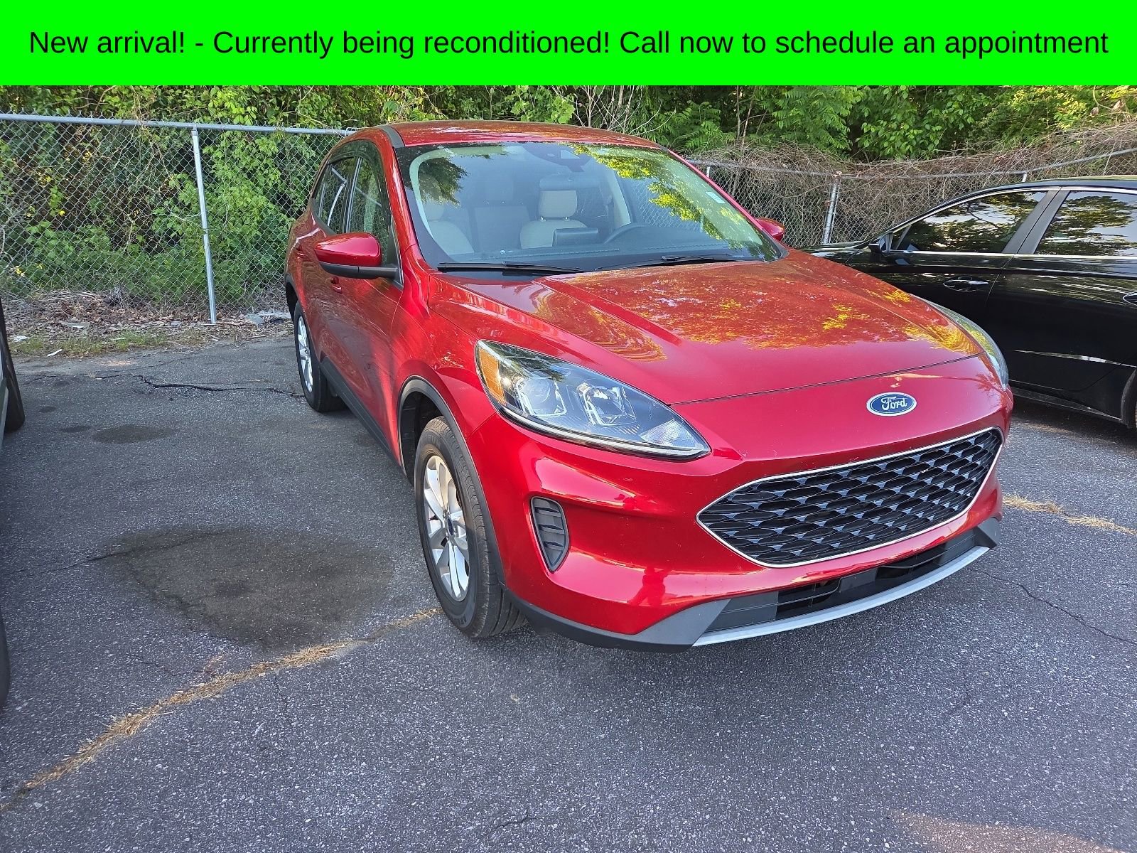 Used 2020 Ford Escape SE AWD/4WD image 2