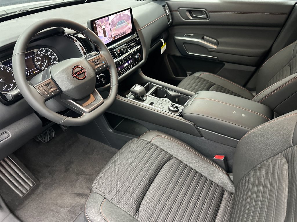 New 2026 Nissan Pathfinder Rock Creek AWD/4WD image 9