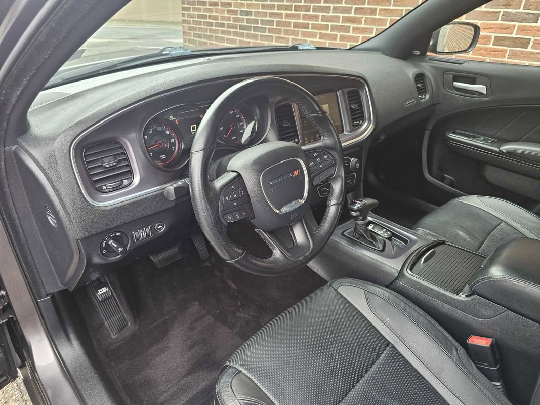 Used 2016 Dodge Charger SXT w/ Plus Group image 7