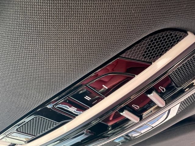 Used 2017 Porsche Panamera RWD image 23