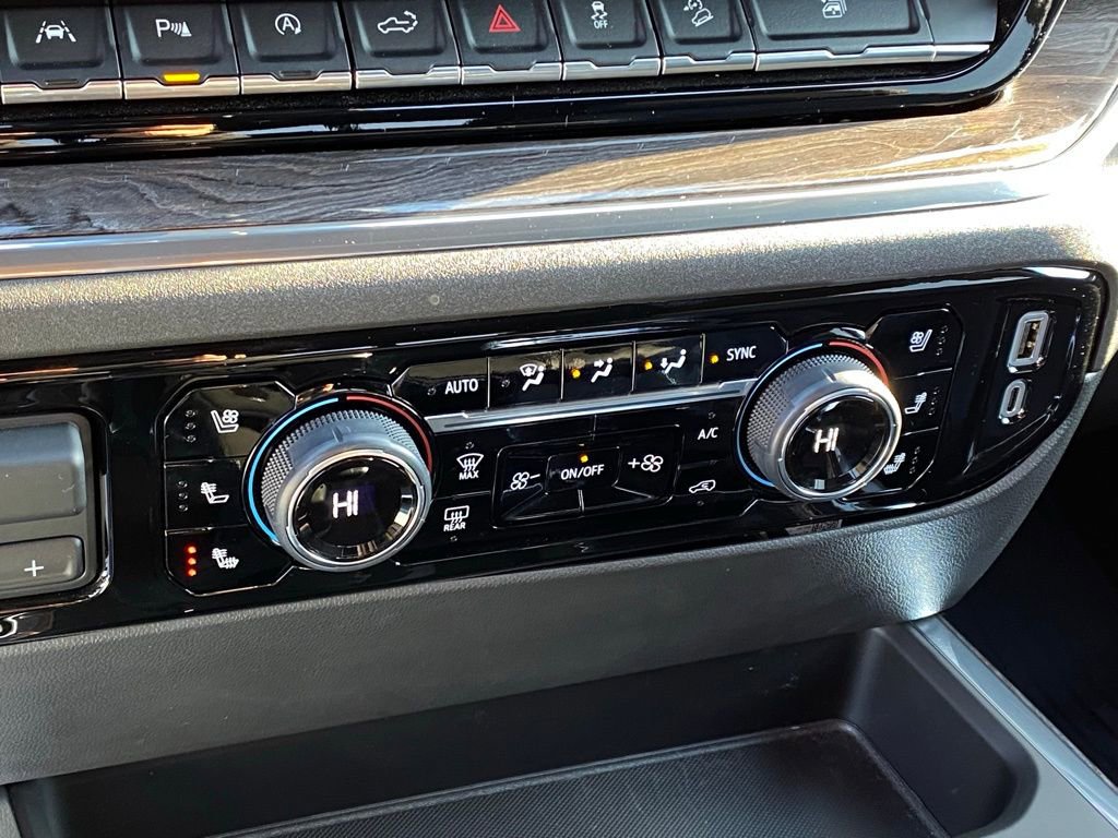 Used 2023 Chevrolet Silverado 1500 LTZ image 17