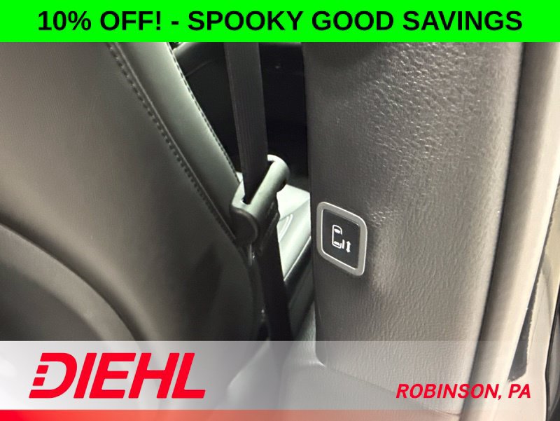 New 2027 Chrysler Pacifica Select w/ Family Tech Group FWD image 15