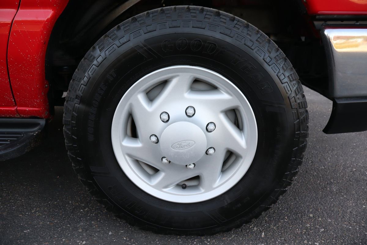 Used 2009 Ford E-350 and Econoline 350 XLT image 41