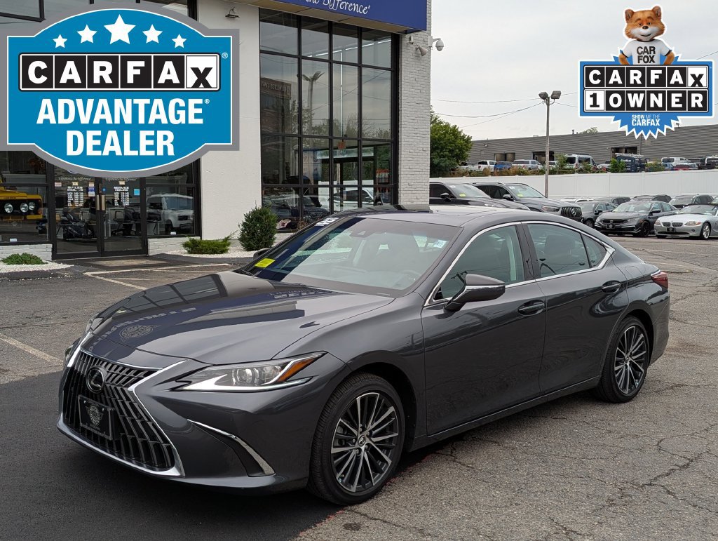 Used 2022 Lexus ES 350 w/ Premium Package FWD image 2