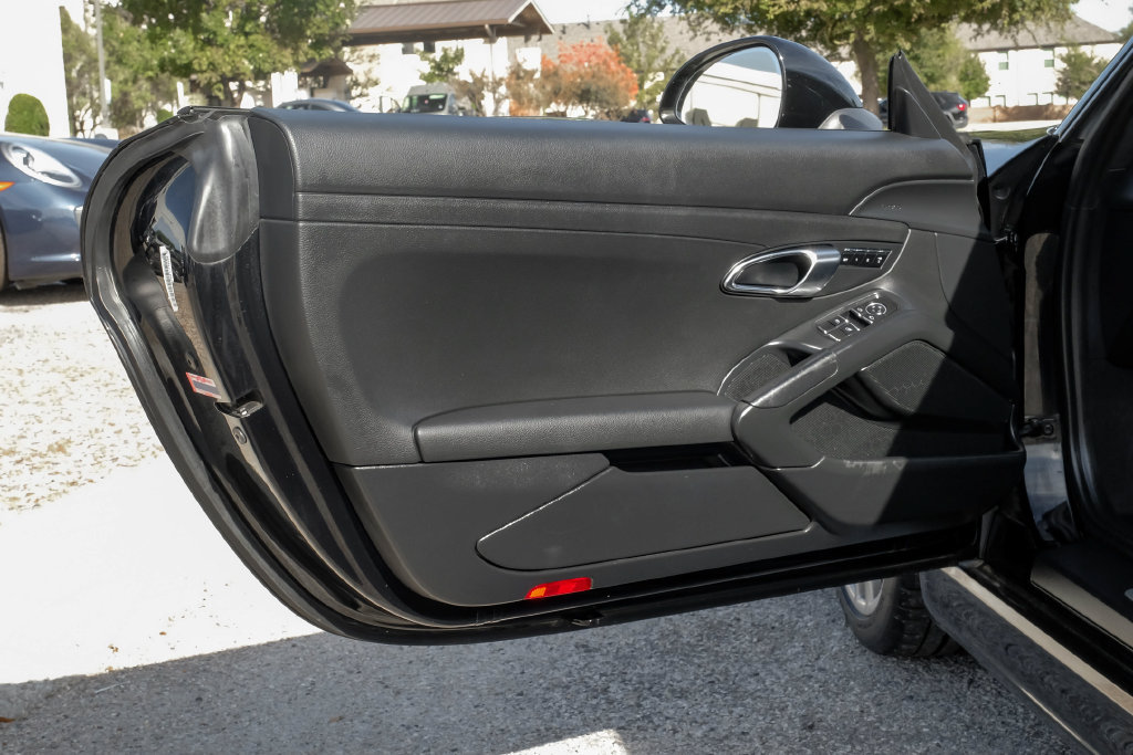 Used 2014 Porsche Cayman RWD image 37