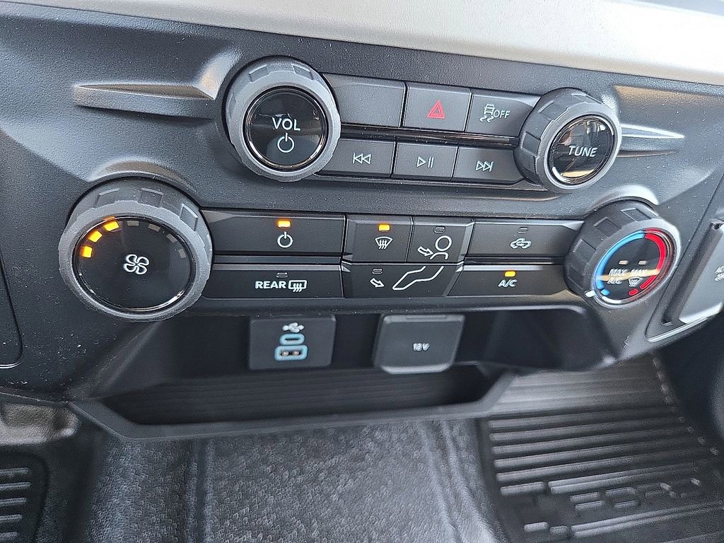 New 2026 Ford F350 XL w/ XL Chrome Package image 12