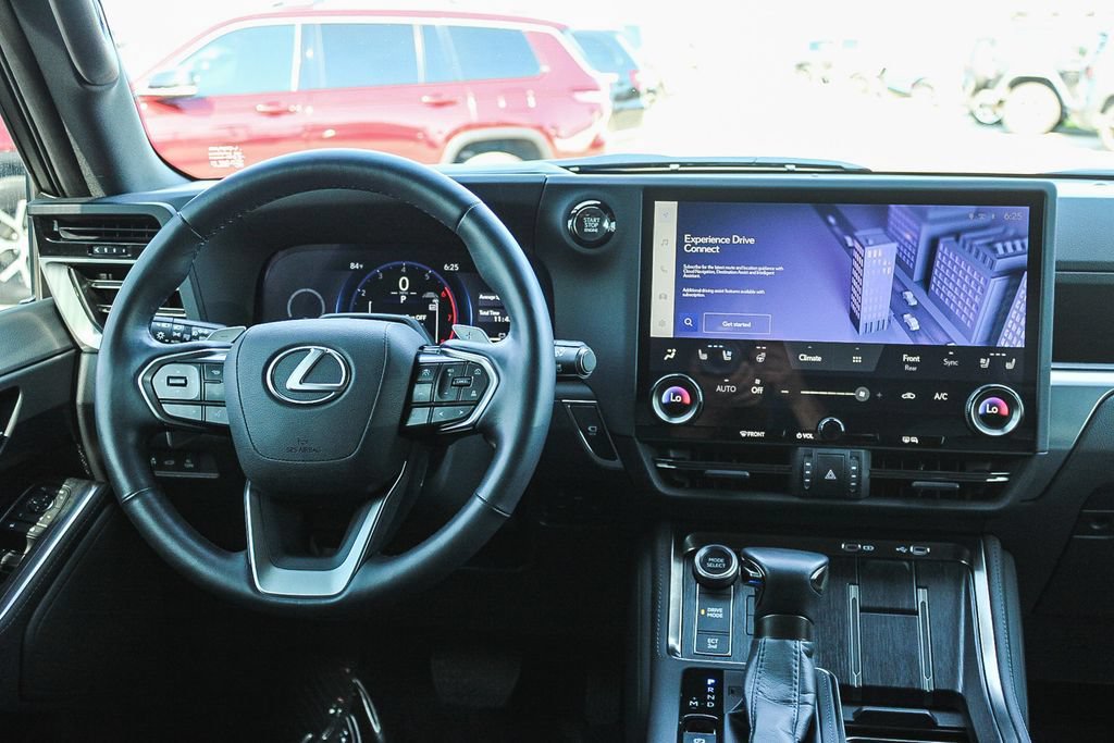 Used 2025 Lexus GX 550 w/ Cold Area Package AWD/4WD image 14