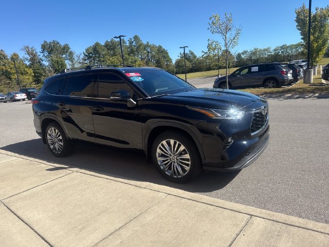 Used 2023 Toyota Highlander Platinum AWD/4WD image 7