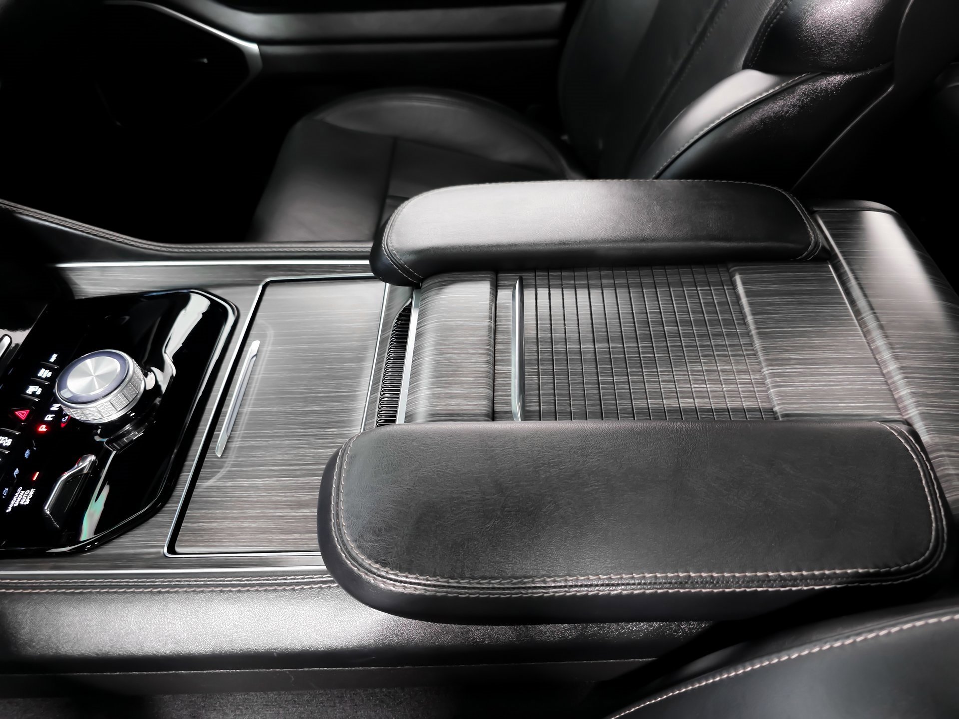 Used 2023 Jeep Wagoneer Series II w/ Premium Group I image 33