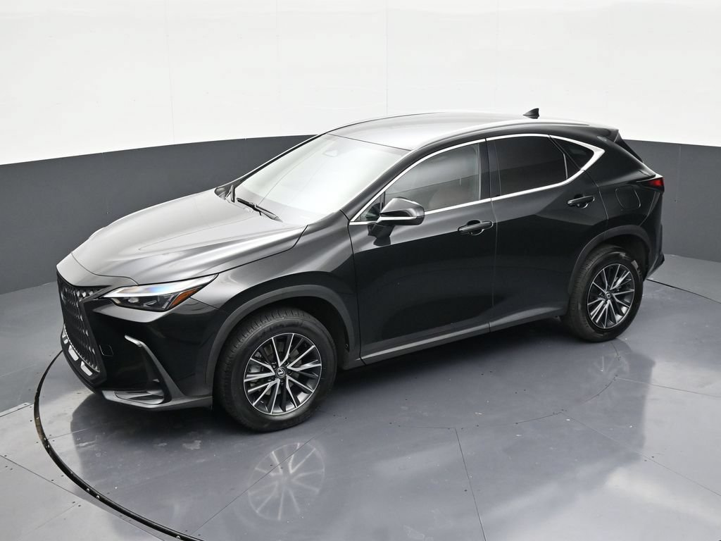 Used 2024 Lexus NX 250 FWD w/ Towing Package (2000 Lbs) image 12