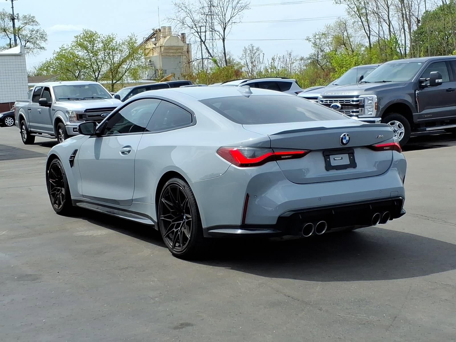 Used 2022 BMW M4 Coupe RWD image 3