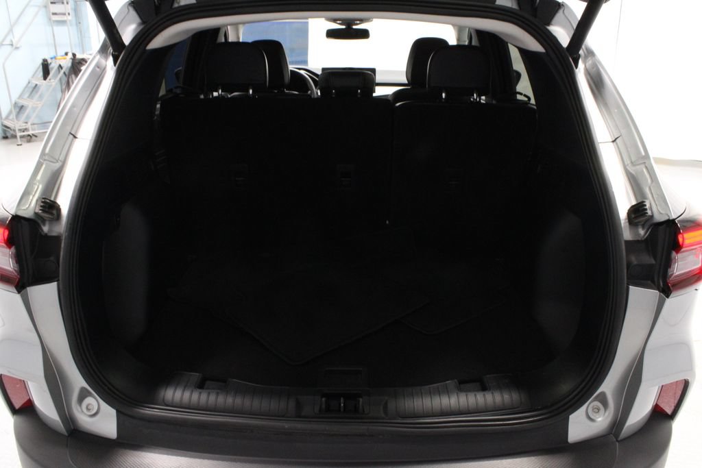 Certified 2024 Ford Escape Platinum AWD/4WD image 19