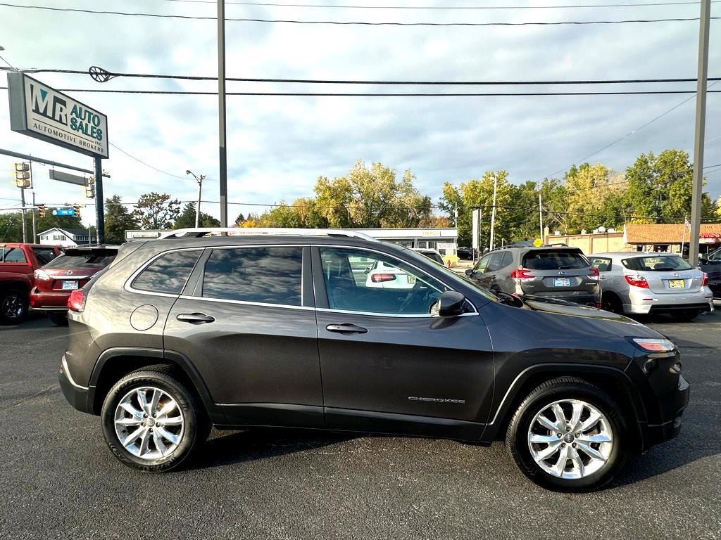 Used 2015 Jeep Cherokee Limited image 8