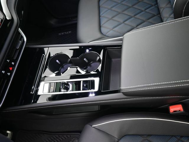 New 2026 Volkswagen Atlas Cross Sport SEL Premium R-Line image 31