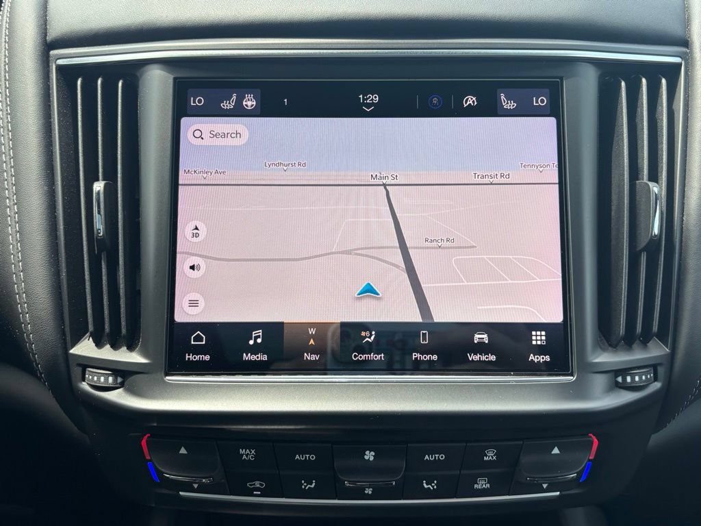 Used 2021 Maserati Levante AWD/4WD image 18