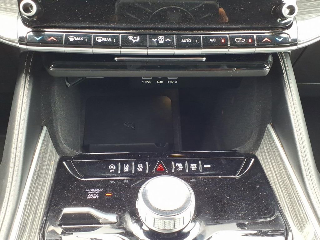Used 2022 Jeep Wagoneer Series II image 8