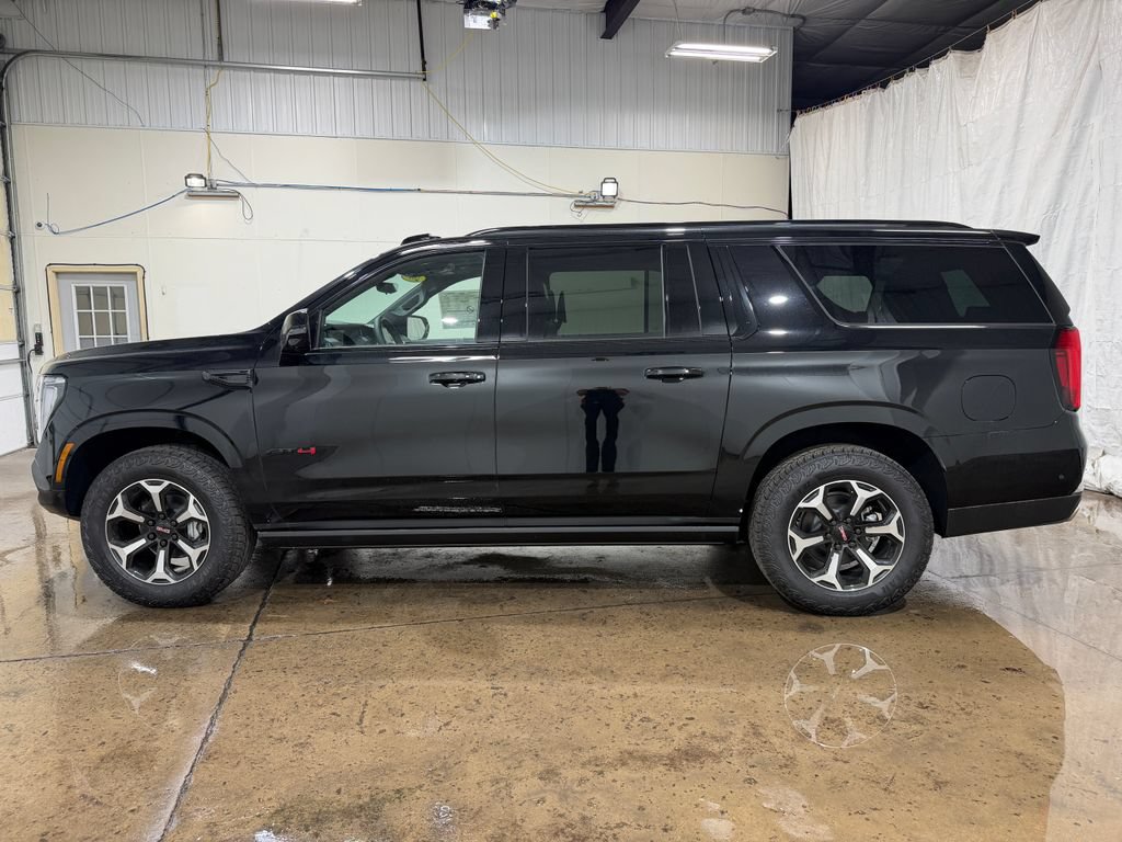 New 2026 GMC Yukon XL AT4 w/ AT4 Premium Plus Package AWD/4WD image 23