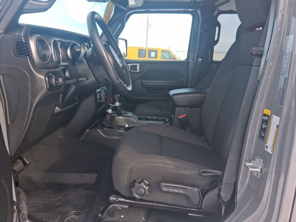 Used 2023 Jeep Wrangler Willys image 14