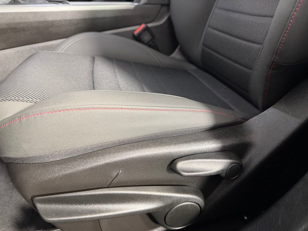 Certified 2025 Dodge Hornet GT w/ GT Blacktop Package image 20