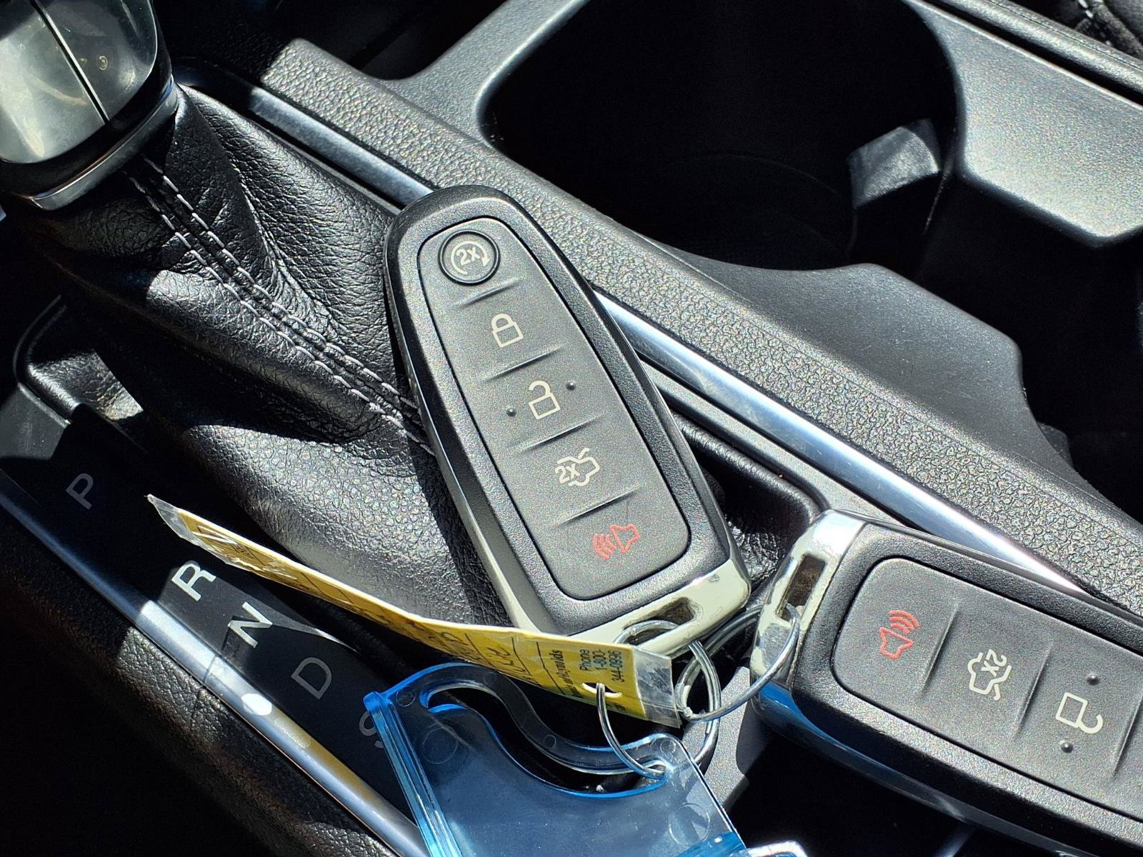 Used 2019 Ford Escape SEL FWD image 9