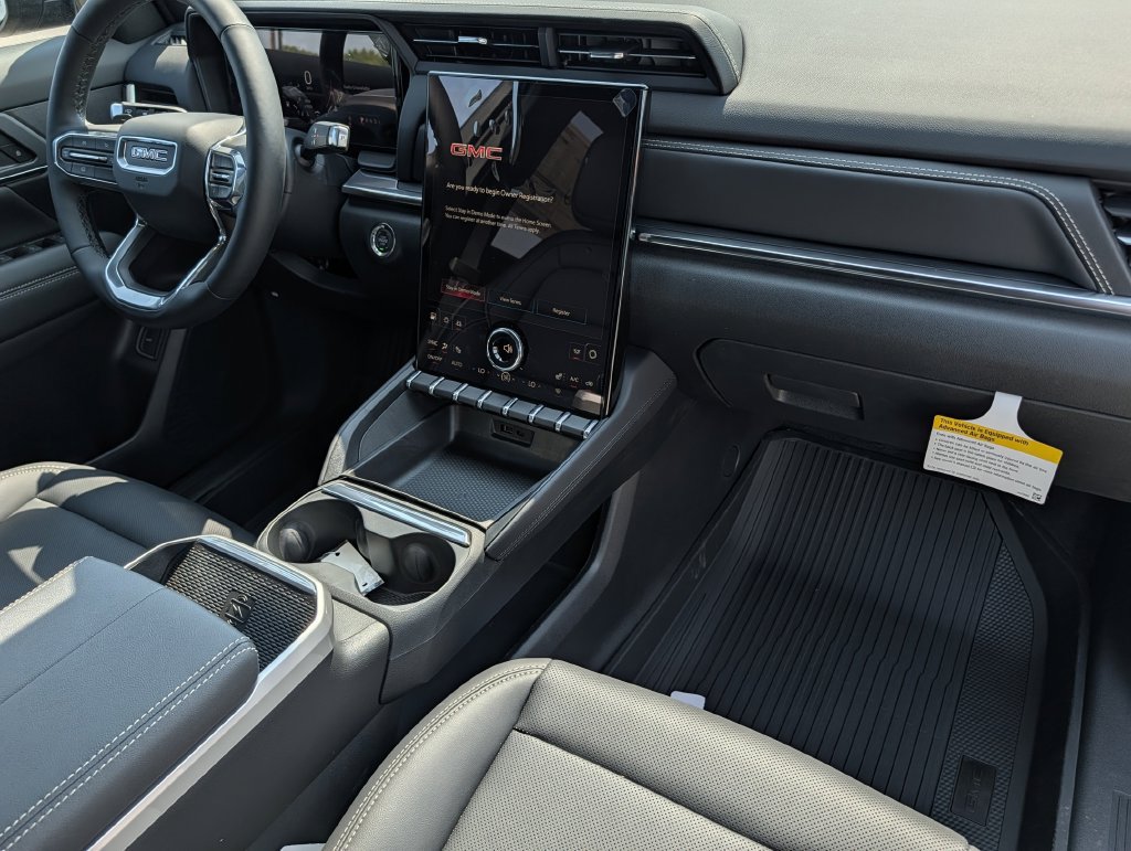New 2027 GMC Terrain Elevation w/ Elevation Premium Package FWD image 32
