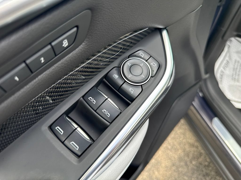 Used 2025 Cadillac XT4 Sport AWD/4WD image 21