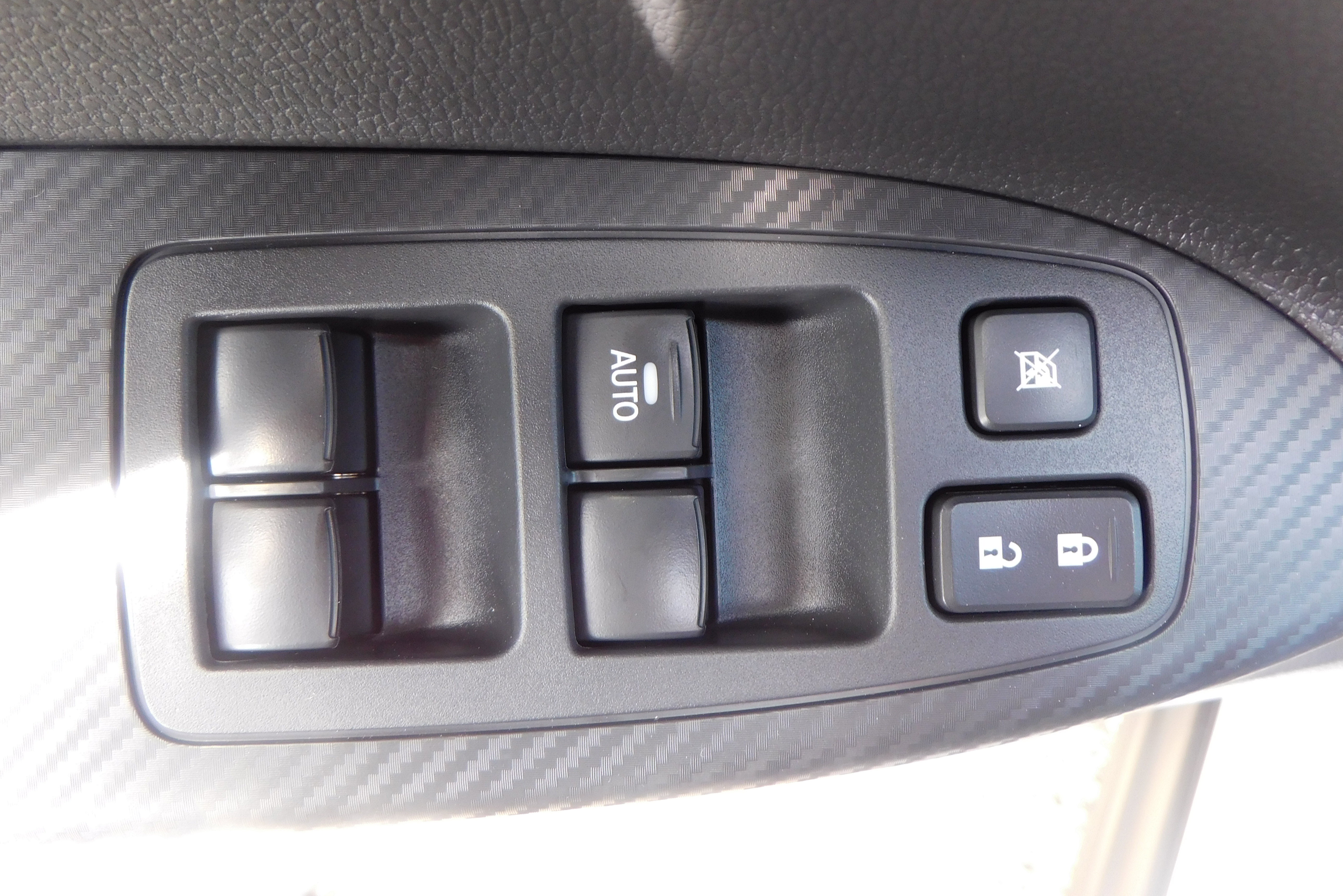 New 2025 Mitsubishi Eclipse Cross AWD image 11