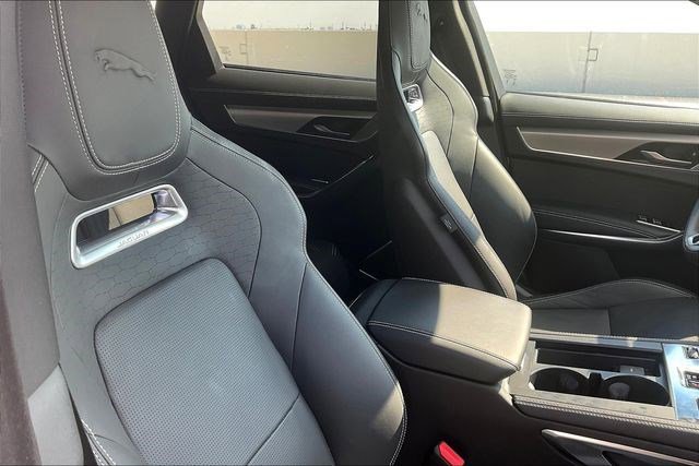 New 2024 Jaguar F-PACE R-Dynamic S image 12