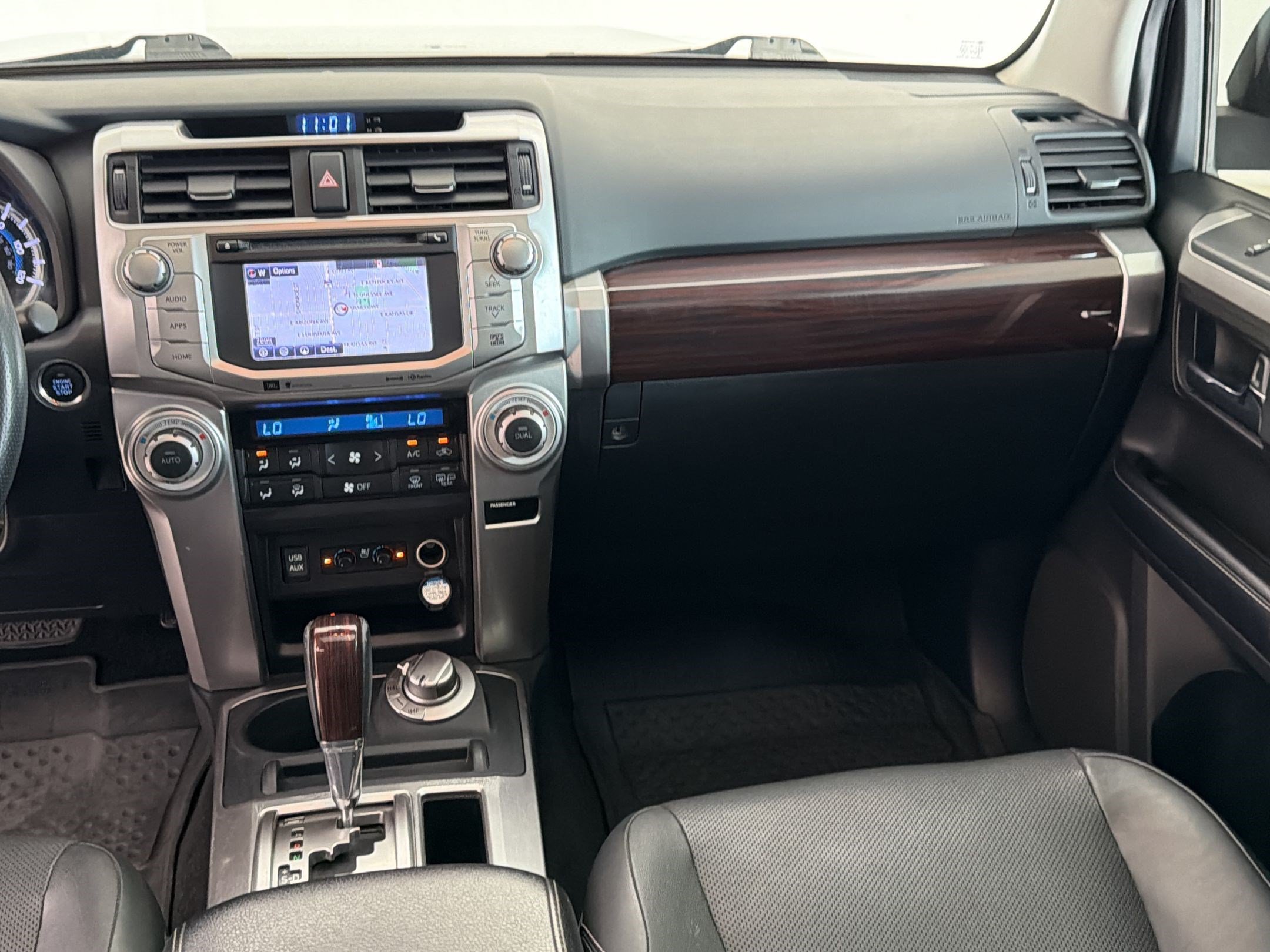 Used 2018 Toyota 4Runner Limited AWD/4WD image 30