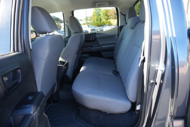 Used 2022 Toyota Tacoma SR w/ SR Convenience Package RWD image 13