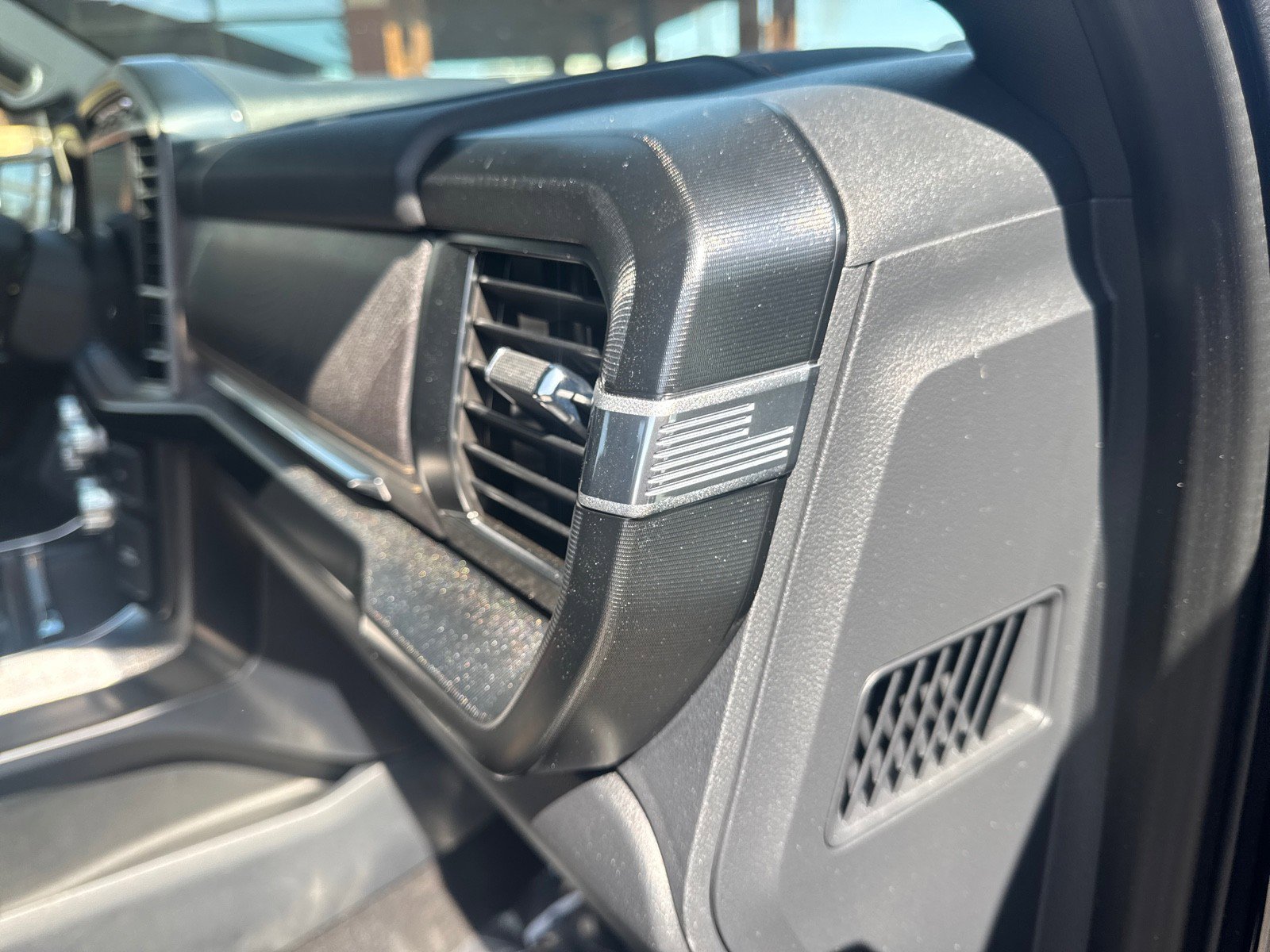 Used 2023 Ford F150 Platinum image 48