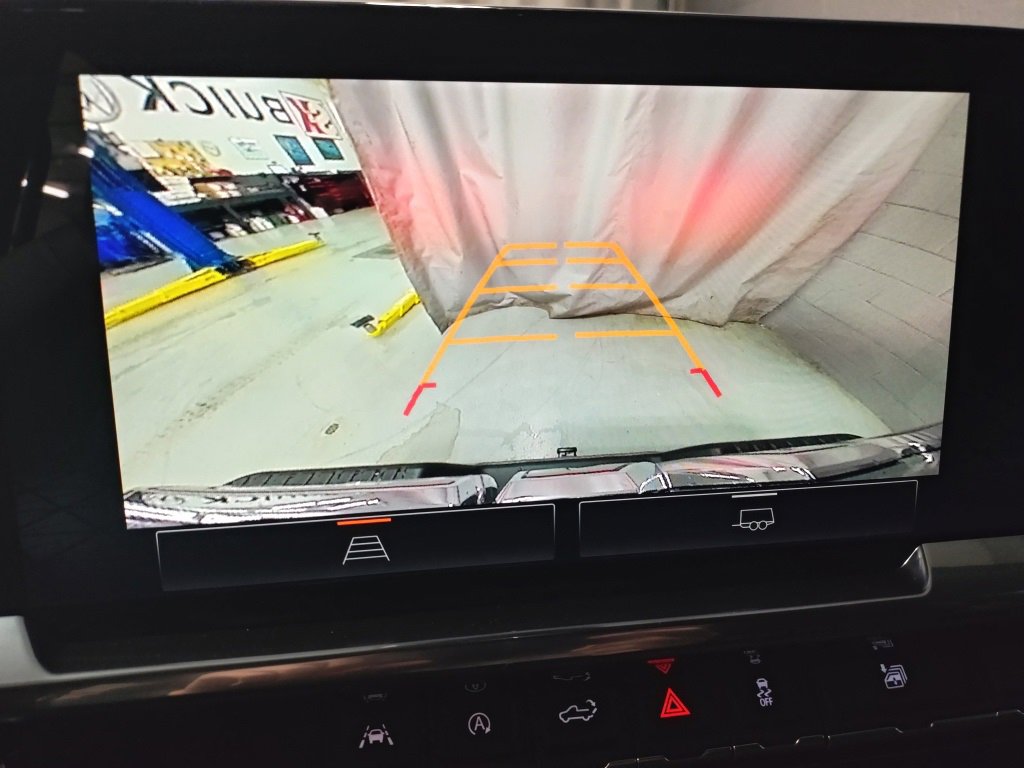 New 2026 GMC Sierra 1500 Elevation image 31