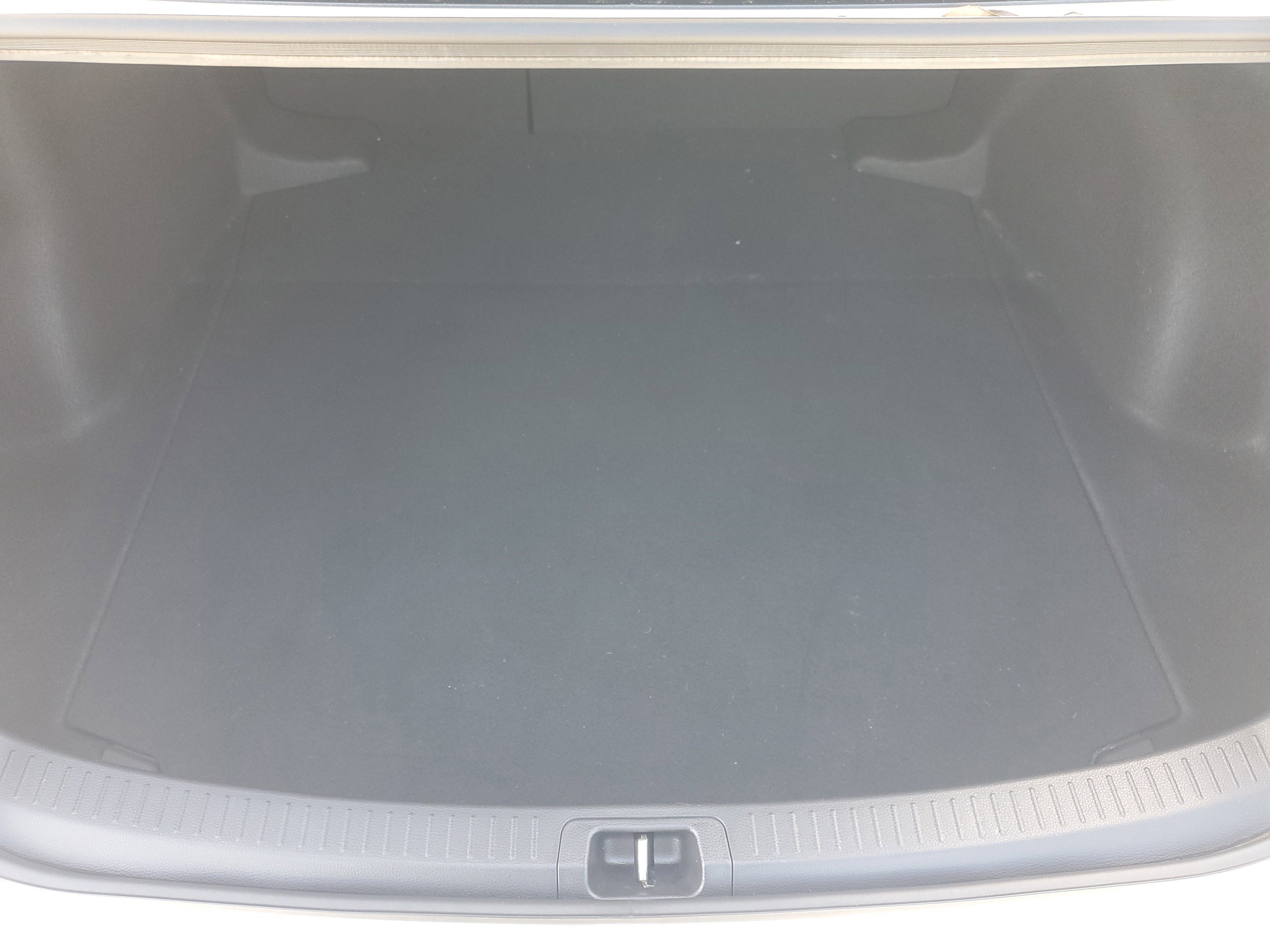 Used 2024 Toyota Corolla LE image 9