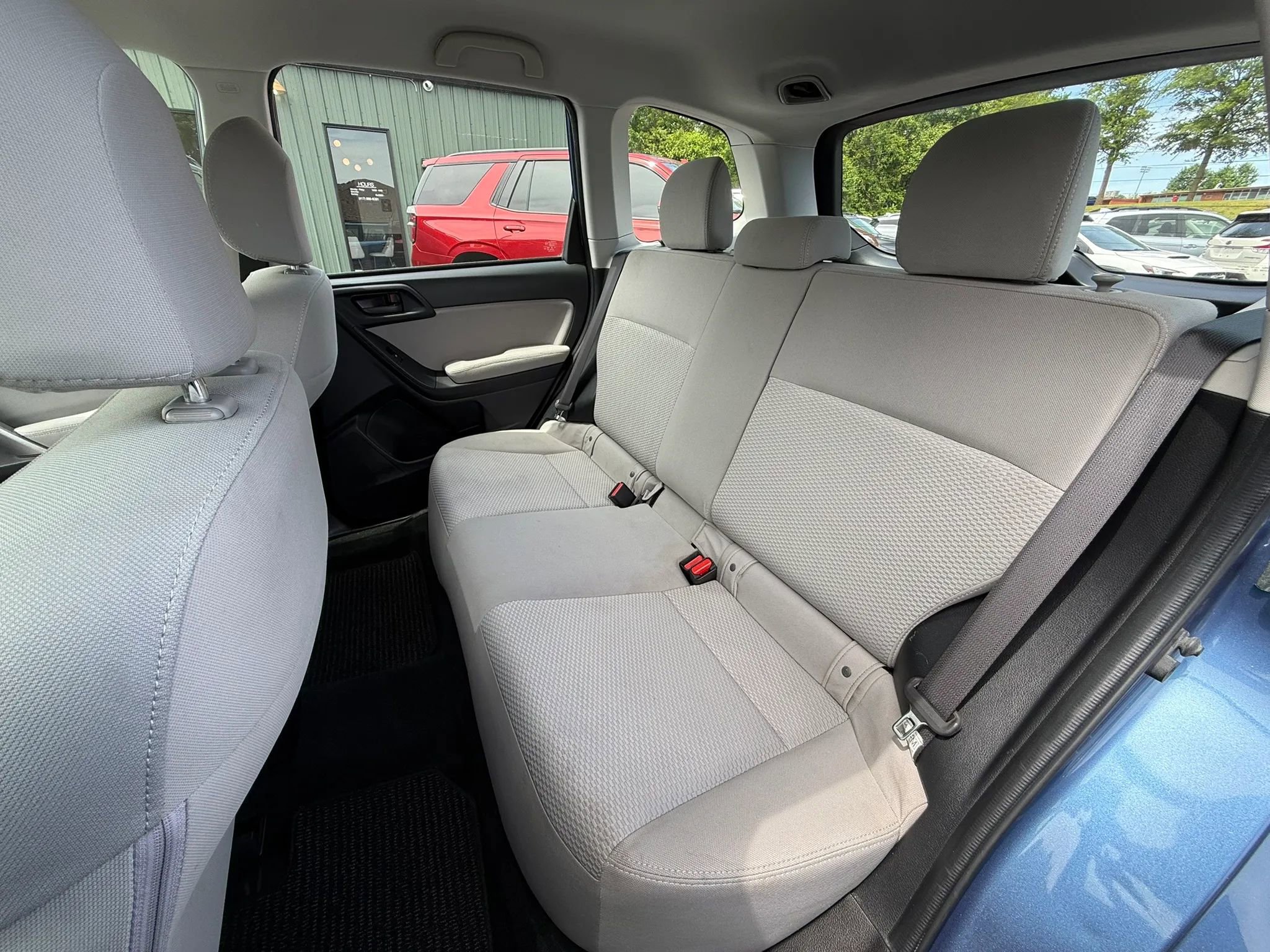Used 2015 Subaru Forester 2.5i w/ Alloy Wheel Package AWD/4WD image 22