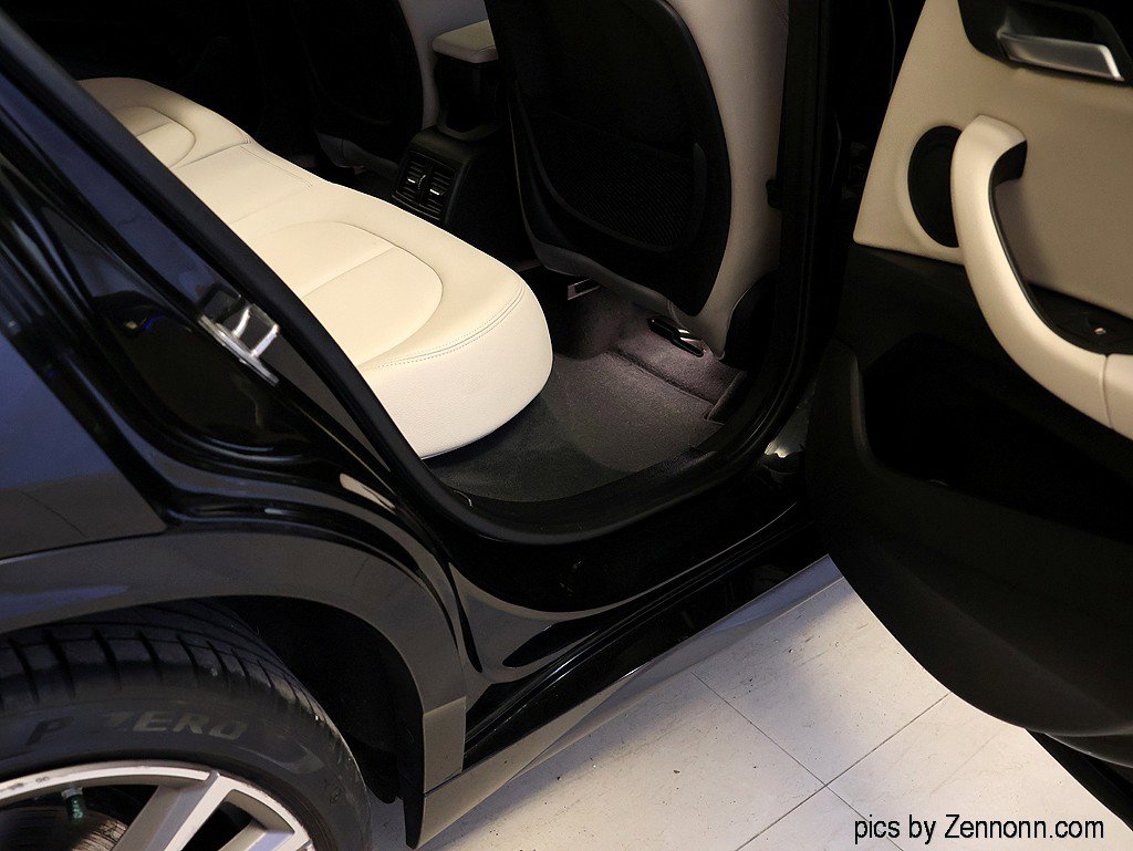 Used 2020 BMW X2 M35i w/ Premium Package image 32