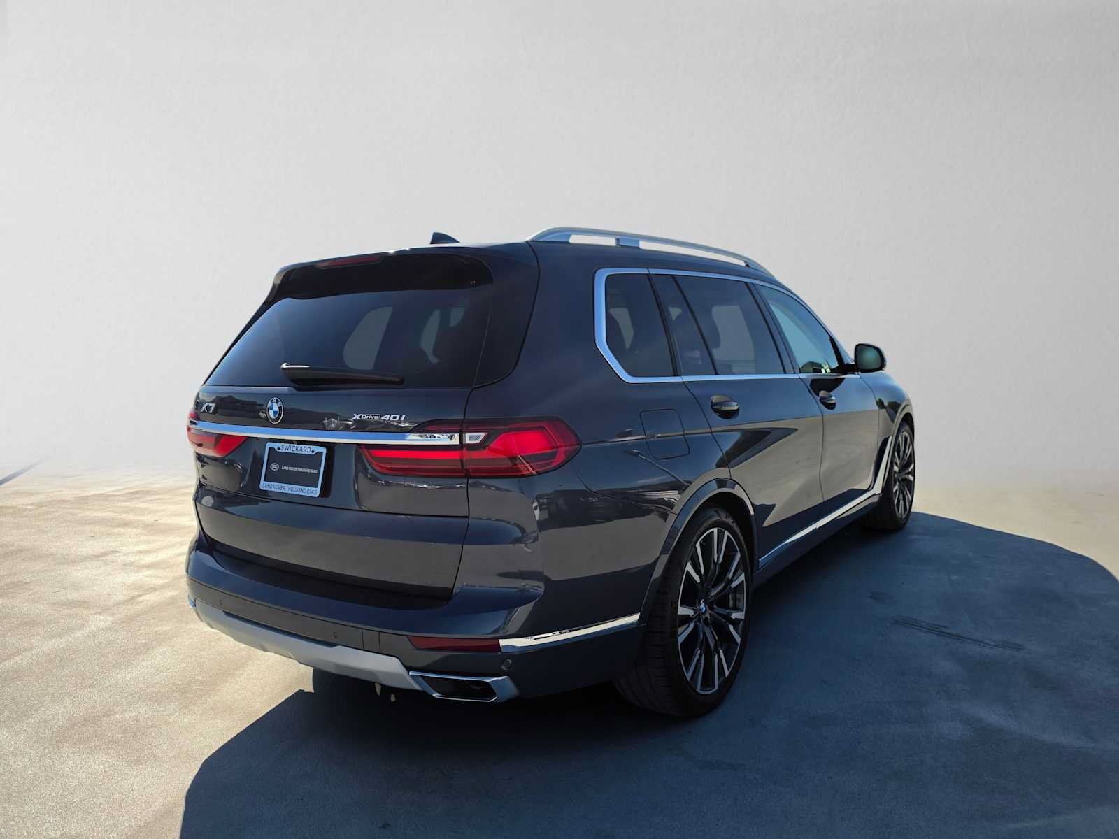 Used 2020 BMW X7 xDrive40i w/ Premium Package AWD/4WD image 5