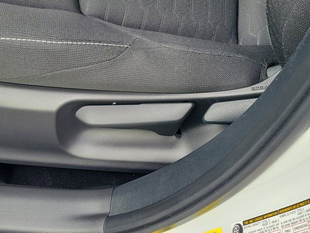 Used 2025 Toyota Corolla SE FWD image 17