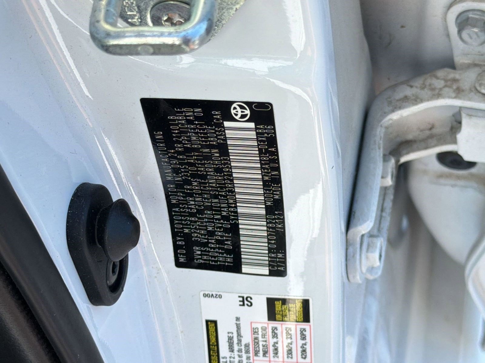 Certified 2024 Toyota Corolla LE FWD image 21
