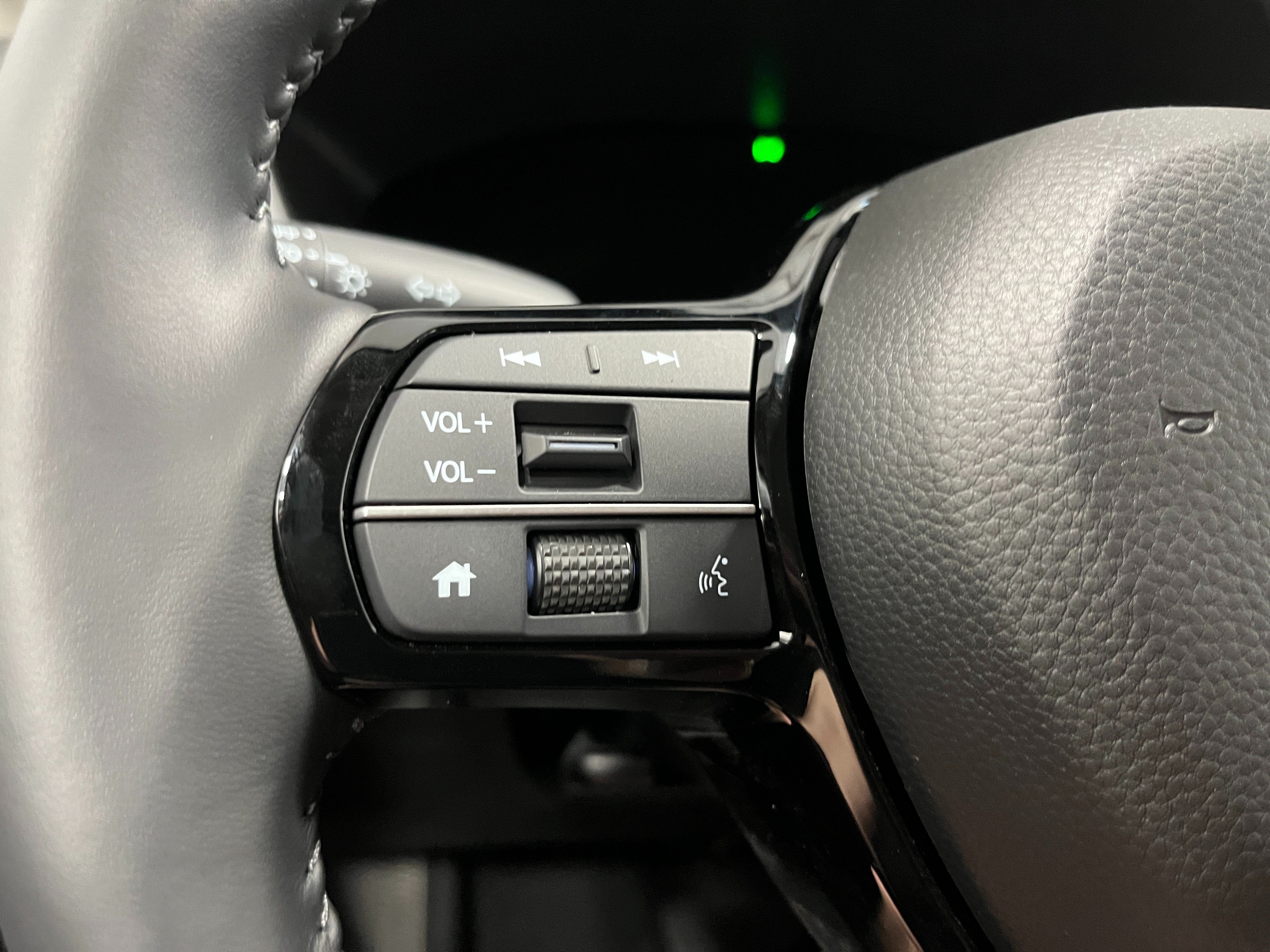 New 2027 Honda HR-V EX-L image 17