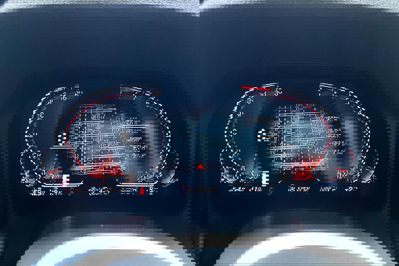 Used 2023 BMW 430i Coupe w/ M Sport Package image 25