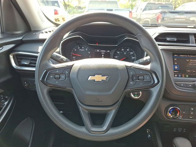Used 2023 Chevrolet TrailBlazer LT FWD image 11