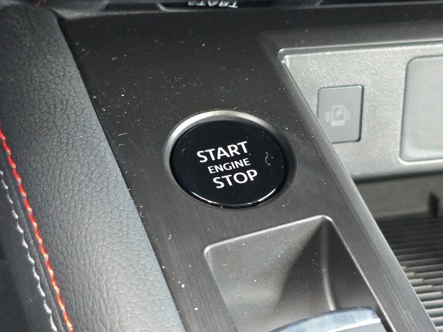 New 2025 Nissan Kicks SR w/ SR Premium Package image 35