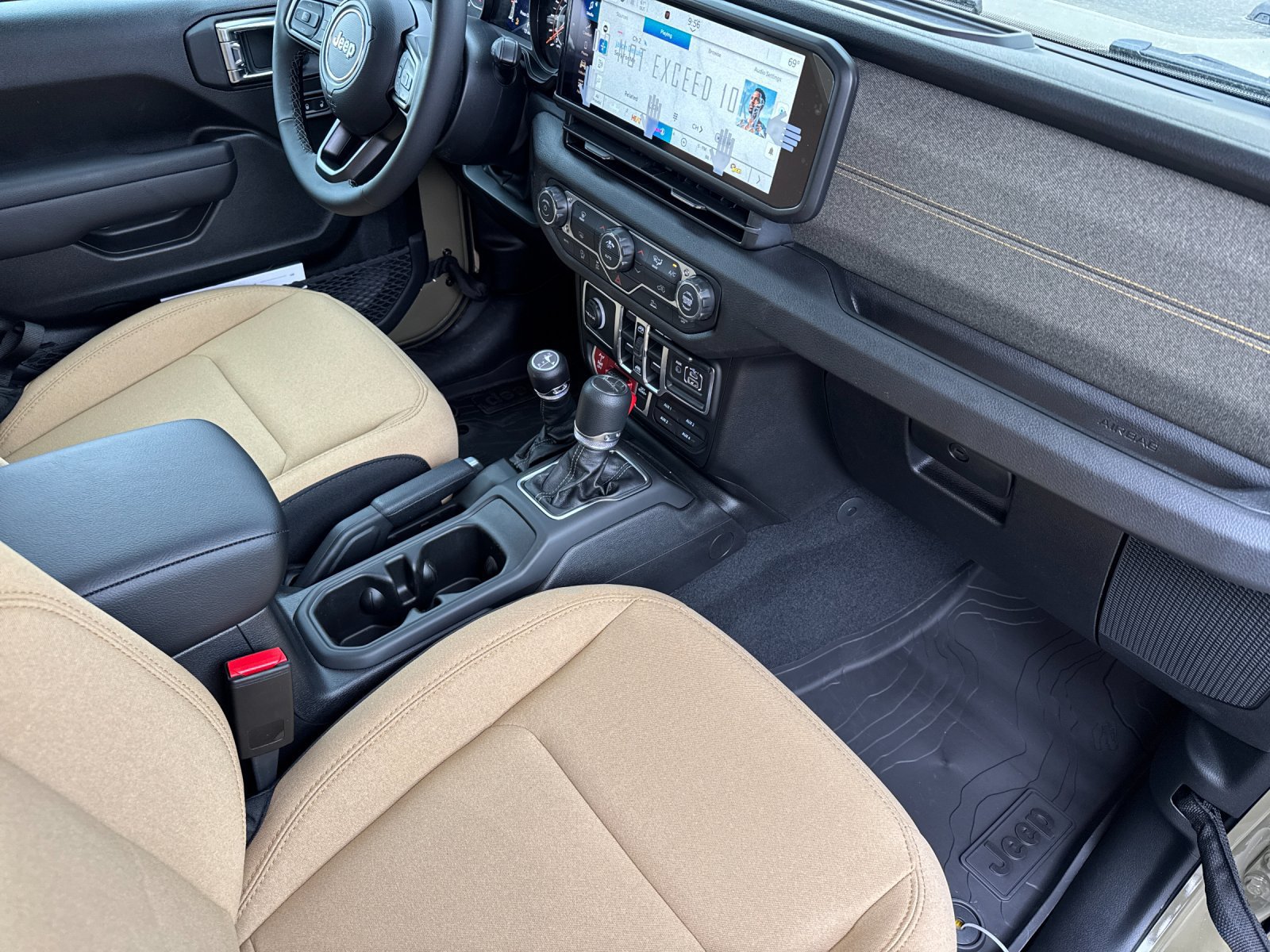 New 2026 Jeep Gladiator Willys AWD/4WD image 15